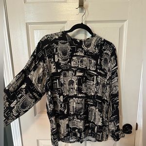 *Vintage* Fun black and cream print blouse. Vintage size 12. Fits like a M.